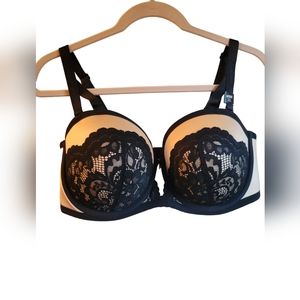 NWT Torrid Beige and Black Lace Bra
